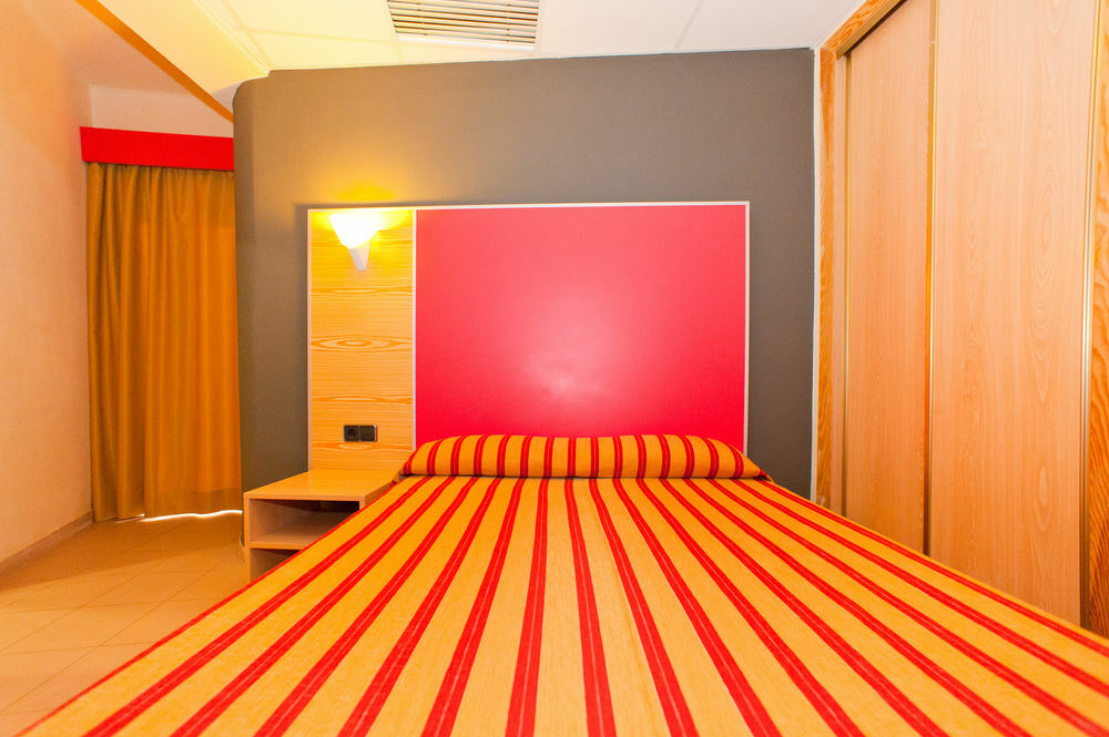 The Red Hotel By Ibiza Feeling - Adults Only San Antonio  Eksteriør billede