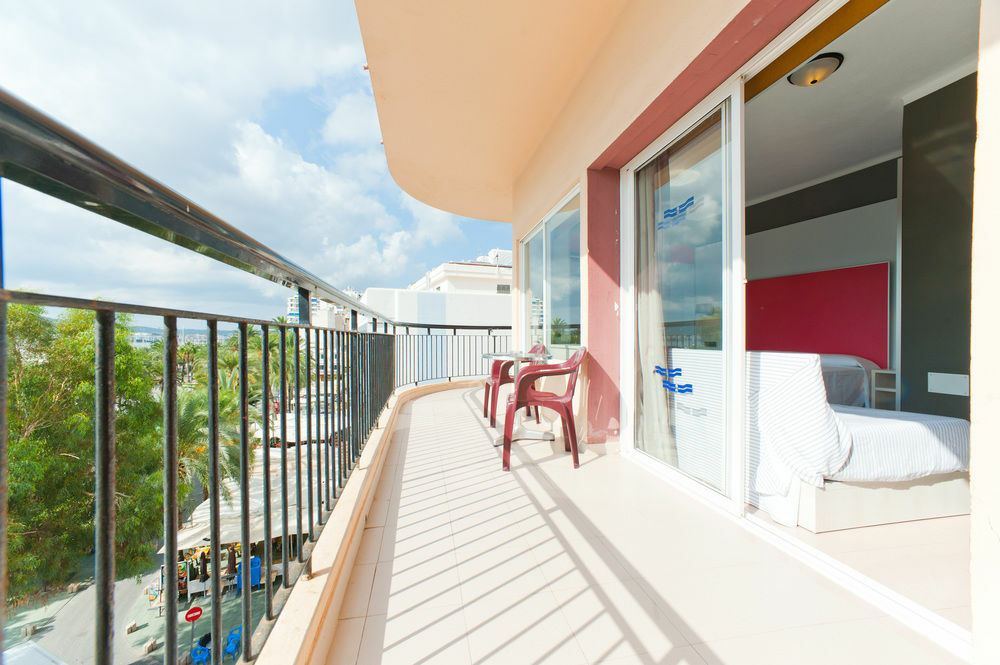 The Red Hotel By Ibiza Feeling - Adults Only San Antonio  Eksteriør billede